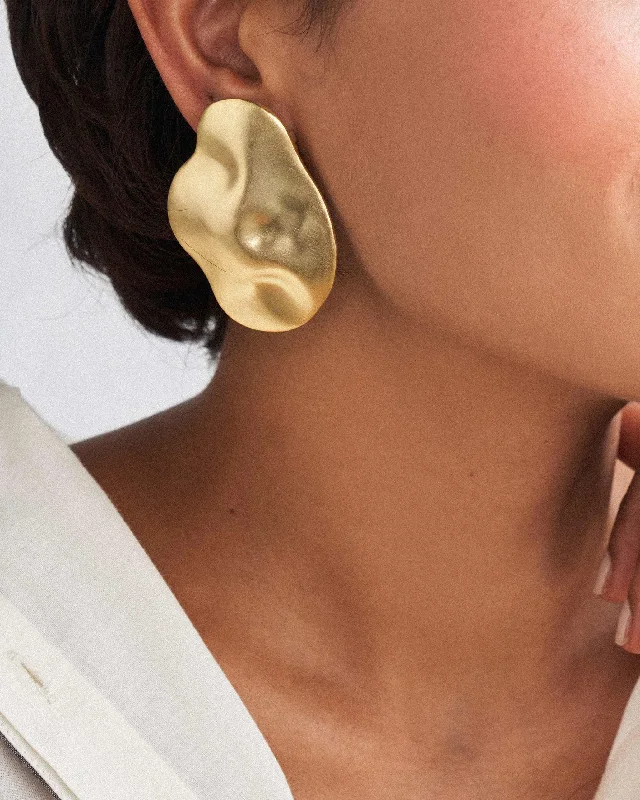 Designer Drop Earrings for High-End-Oyster Drop Earrings - Brass