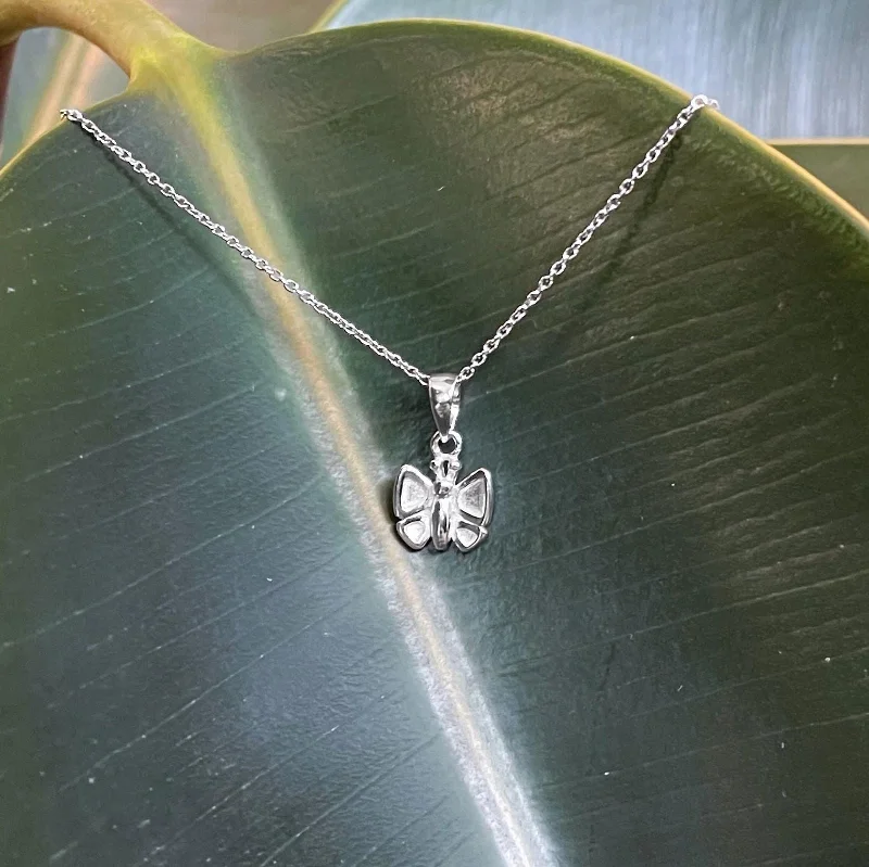 Classic oval pendant necklaces for a timeless and elegant accessory in silver -Butterfly Necklace