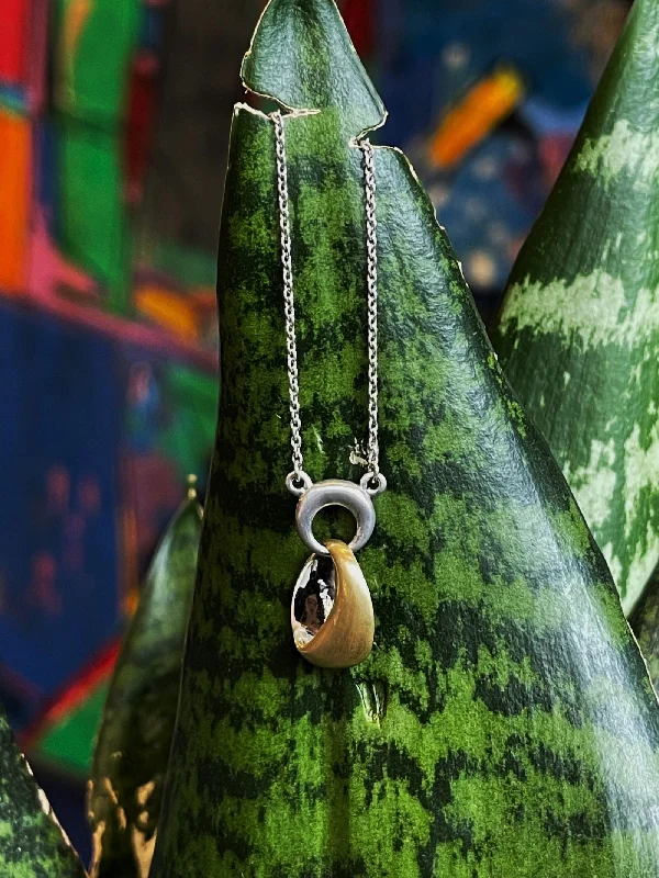 Unique vintage-inspired pendants on necklaces for women who love antique-style jewelry -"Ronda" Necklace