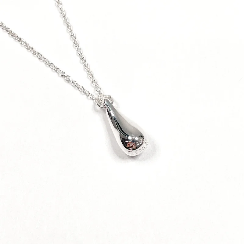 Elegant silver necklaces with engraved pendants for personalized gifts with meaning -TIFFANY&Co. Necklace teardrop Elsa Peretti Silver925 Silver Women Used